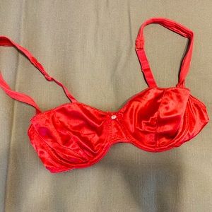 VICTORIAS SECRET RED SATIN DEMI CUP SEXY ANGEL BRA